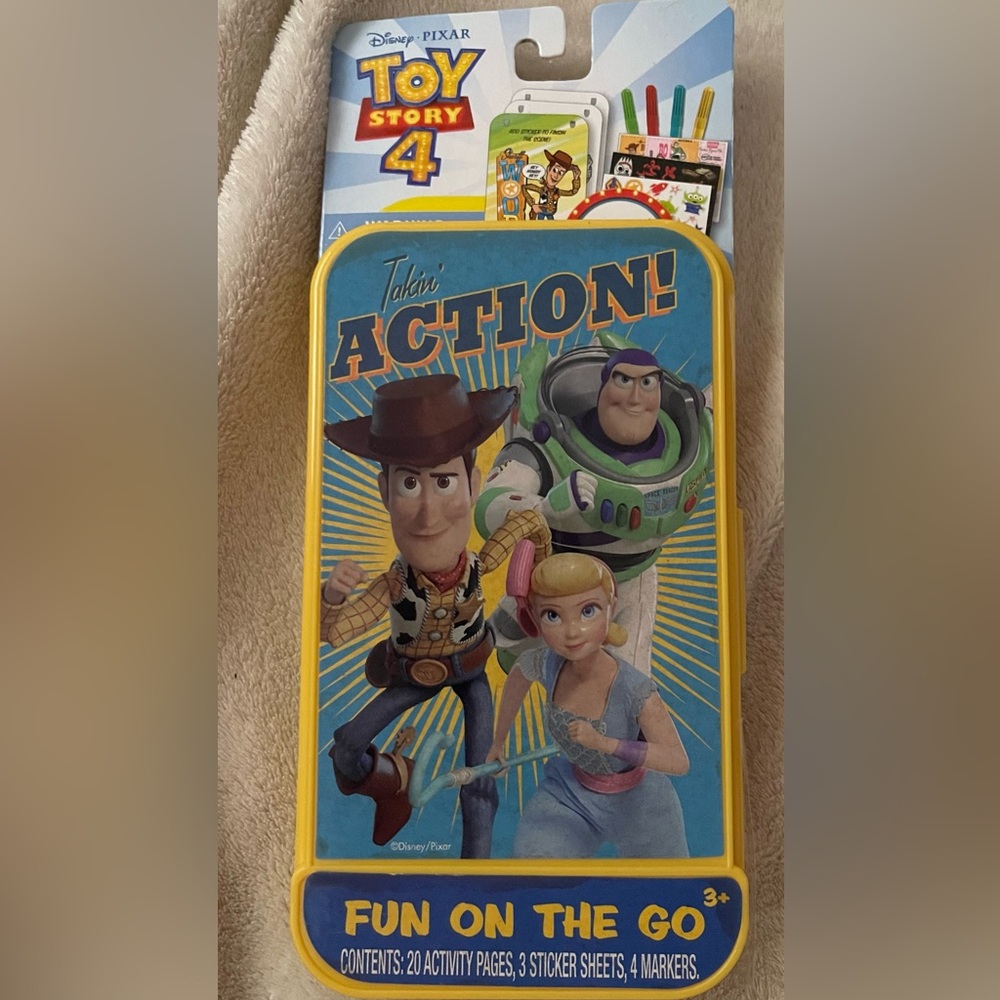 Toy Story 4 Fun on the Go travel activity kit in case .